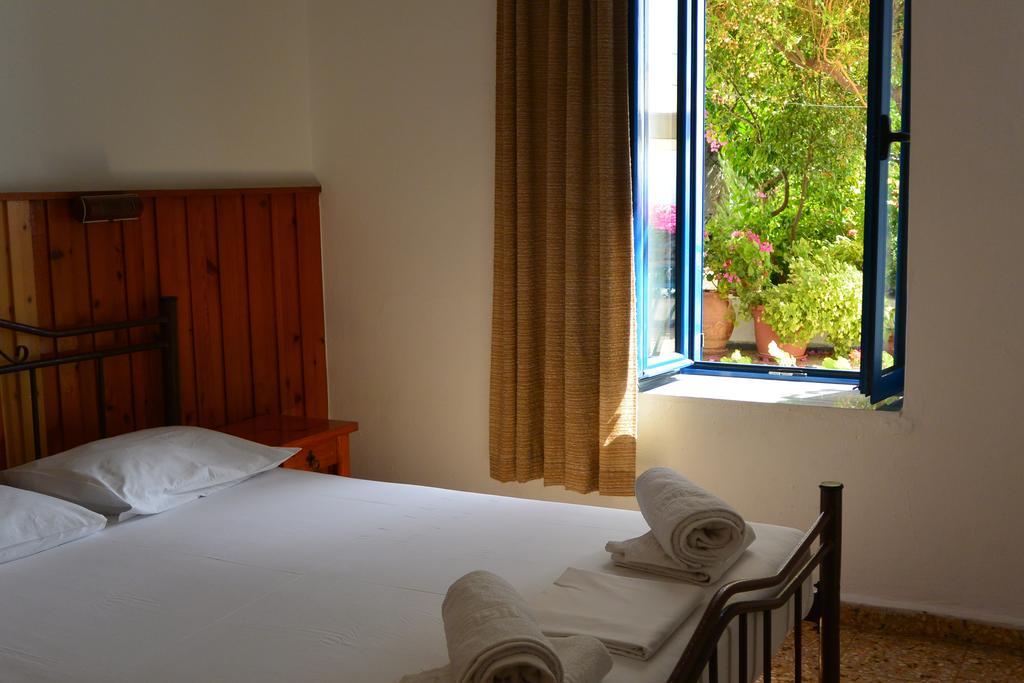 Hotel Hariklia อาเยียกาลินี ห้อง รูปภาพ
